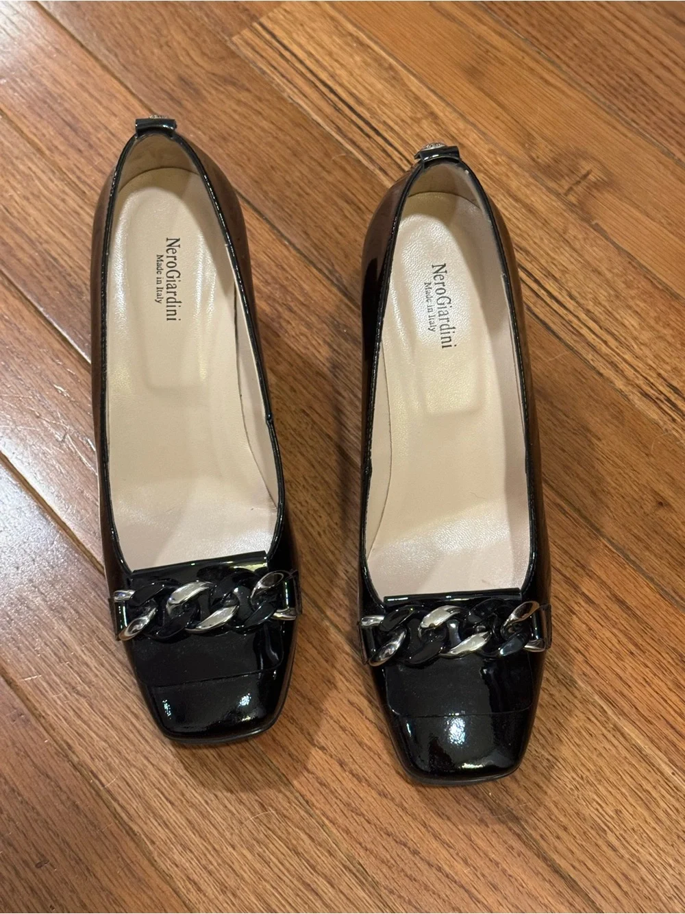Nero Giardini Patent Leather Black Chain-Trim Block Heel Pumps